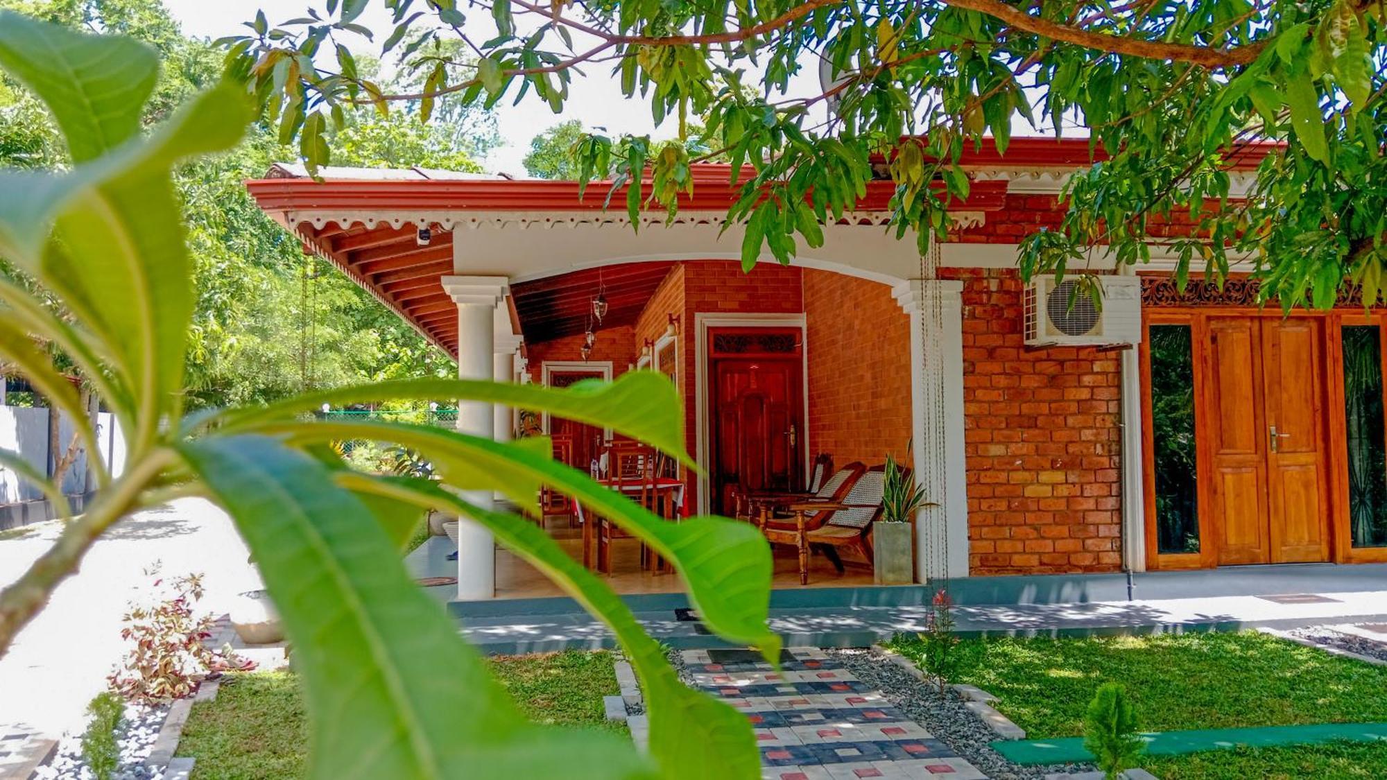Sigiri Thilanka Rest Sigiriya Hotel Exterior photo